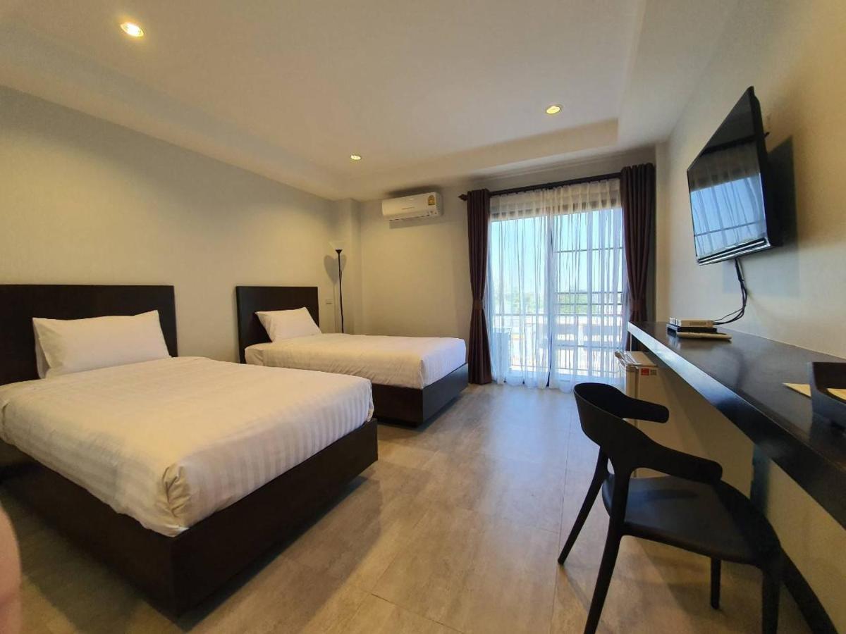 T-Nee Hotel@Udon Удон-Тхани Экстерьер фото